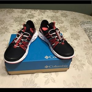 New in box, Women’s Columbia Sneakers